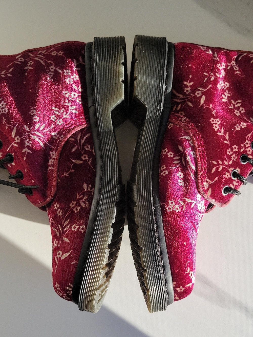 Rare Vintage Dr. Martens Avery Cheery Red Floral Velvet Combat Boots - Picture 6 of 14